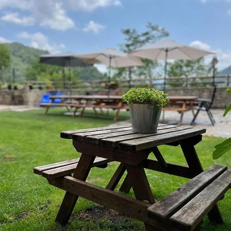 Spacious House In Ogassa With Terrace And Bbq エクステリア 写真