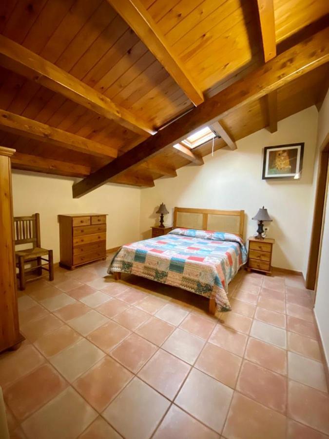 Spacious House In Ogassa With Terrace And Bbq エクステリア 写真