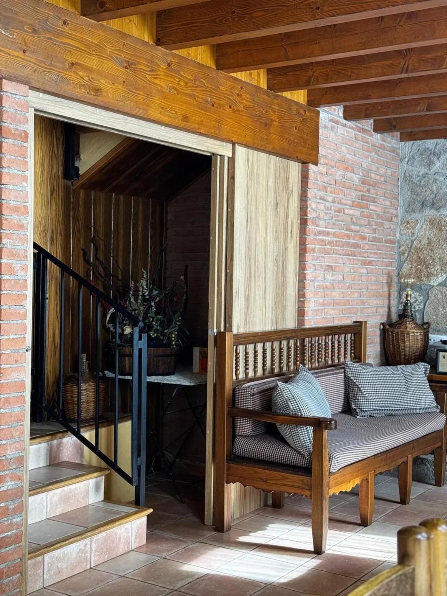 Spacious House In Ogassa With Terrace And Bbq エクステリア 写真
